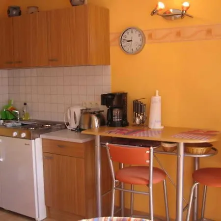 In Mariendorf Auf Der Halbinsel Moenchgut * Middelhagen