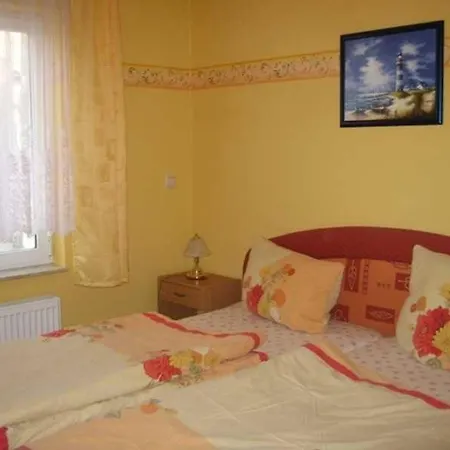 In Mariendorf Auf Der Halbinsel Moenchgut Apartmán Middelhagen