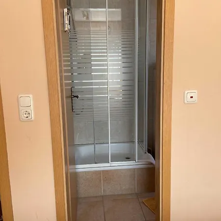 In Mariendorf Auf Der Halbinsel Moenchgut Apartmán