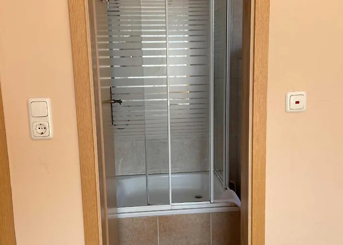 In Mariendorf Auf Der Halbinsel Moenchgut Appartement