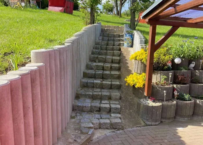 Appartement In Mariendorf Auf Der Halbinsel Moenchgut *